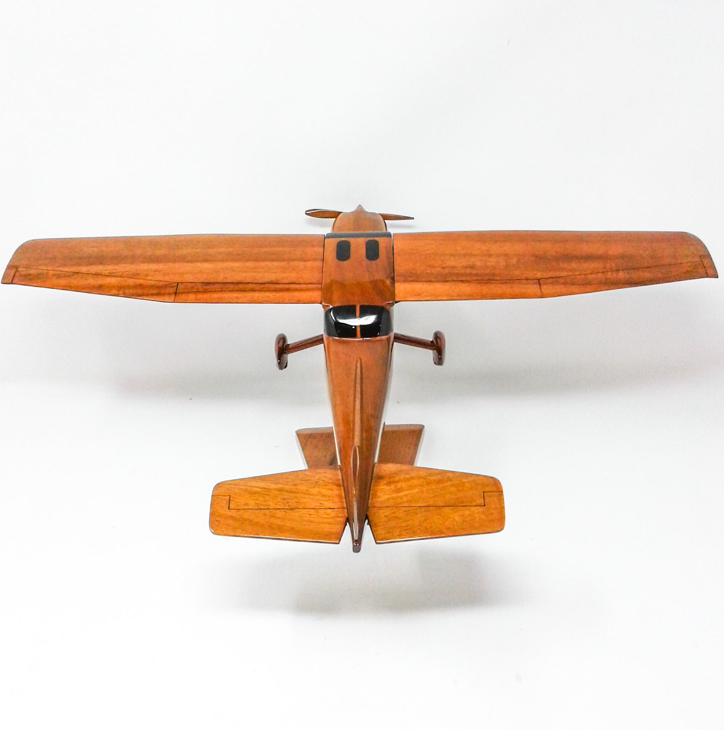 Cessna 172 Wood Model