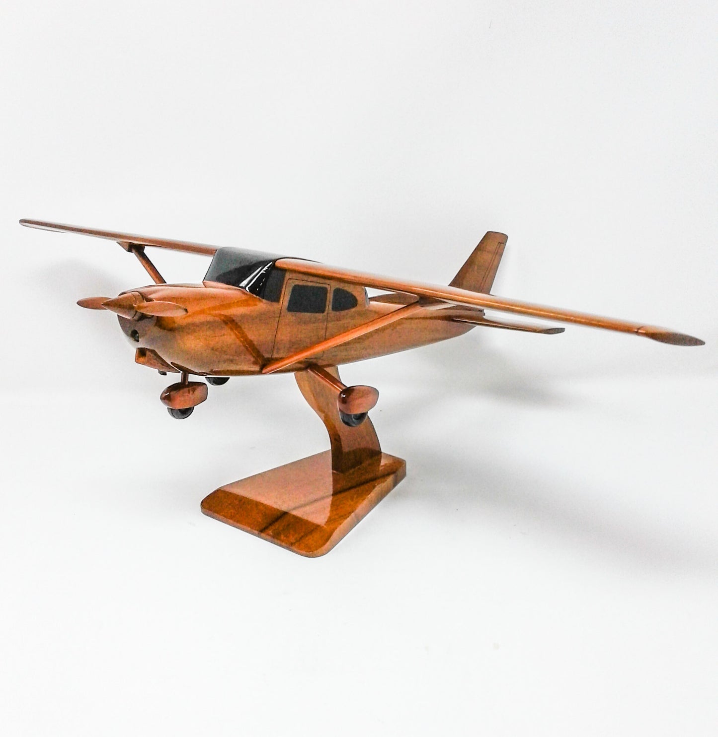 Cessna 172 Wood Model