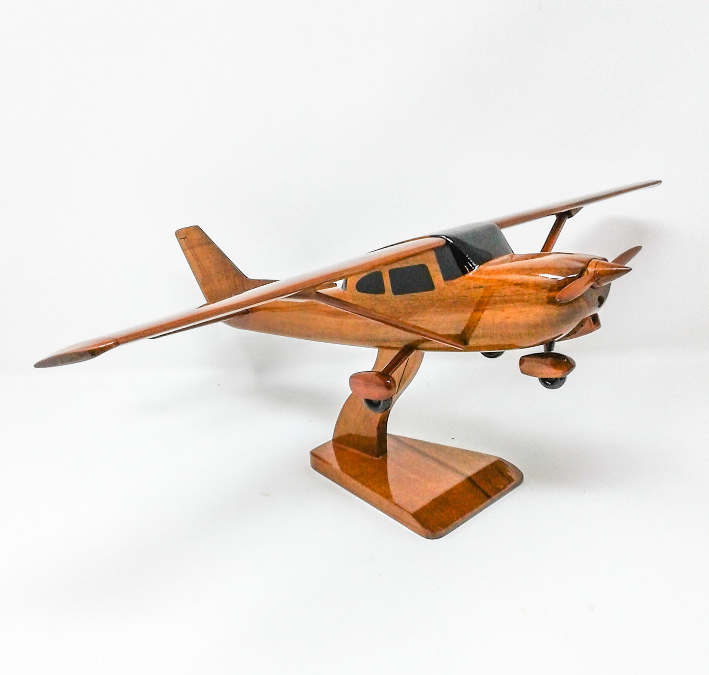 Cessna 172 Wood Model
